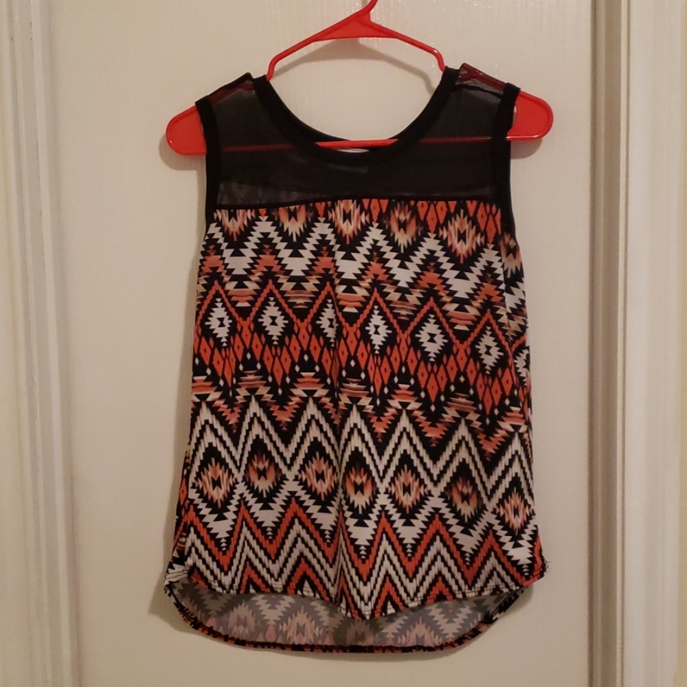 Geometric top - Picture 3 of 4